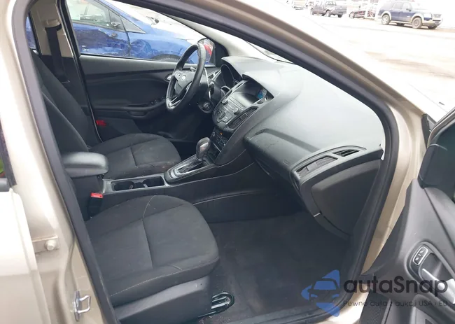 1FADP3F27JL307243: 44104501