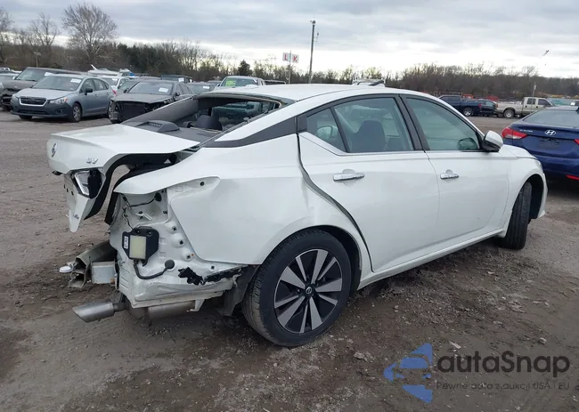 1N4BL4DW7MN313695: 44104528