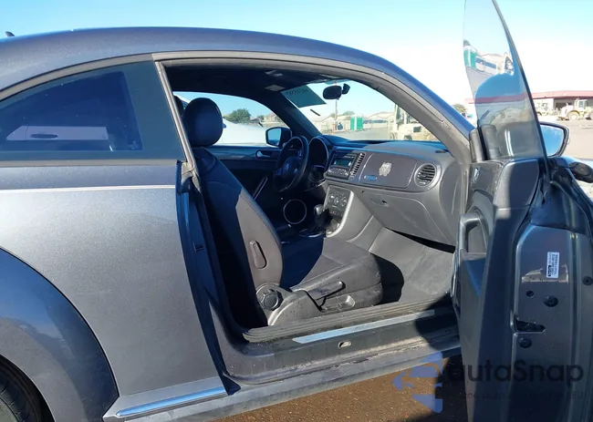 3VWJP7AT4DM636227: 44105589