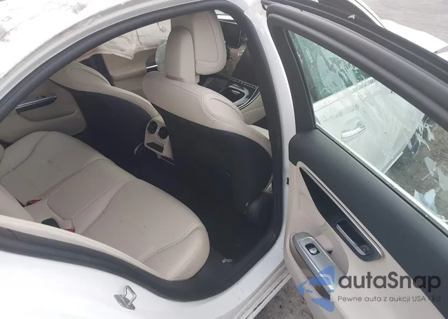 W1KAF4GB9RR190249: 44105643