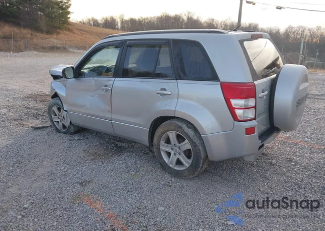 JS3TD947564105794: 44105692