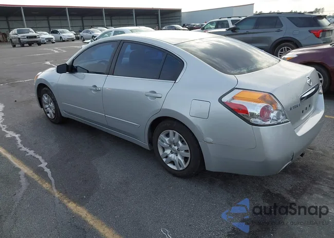 1N4AL2AP4CC211682: 44105694