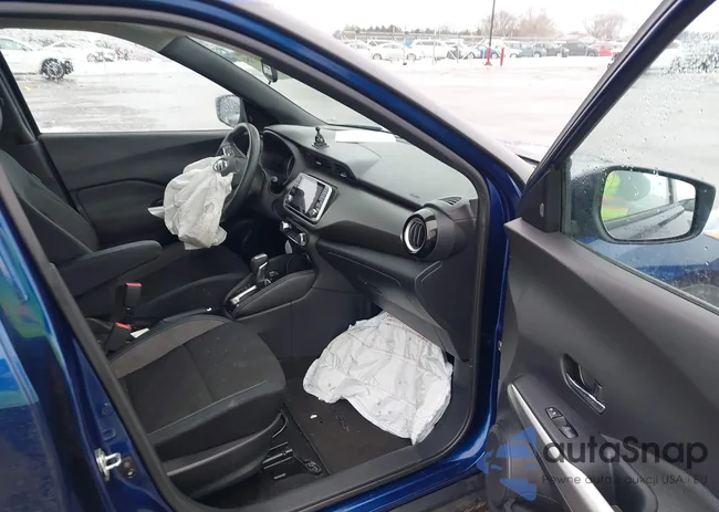 3N1CP5CVXLL485917: 44105735