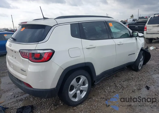 3C4NJCBB5LT235097: 44105756