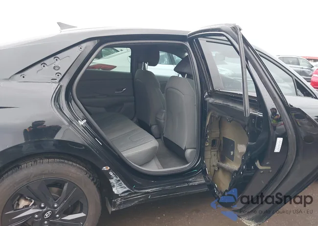 KMHLM4AG0PU458608: 44105764