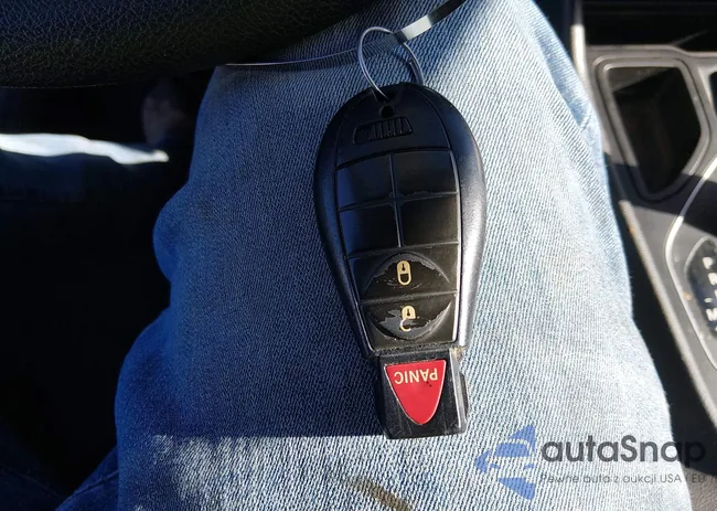 1C4PJLCX4KD206360: 44105783