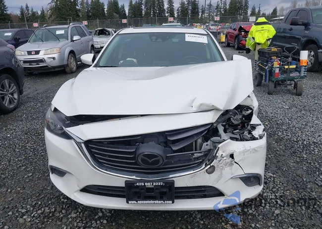 JM1GJ1W54G1472517: 44105854