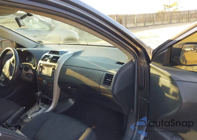 2T1BU4EE5DC019034: 44105888