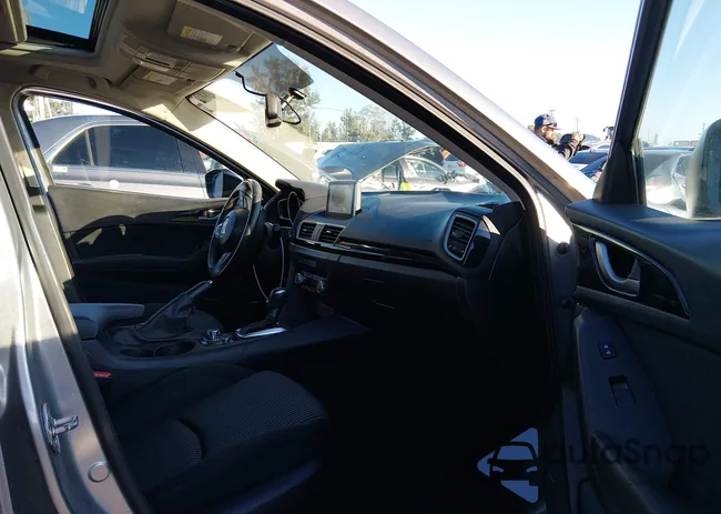 JM1BM1V78F1261582: 44105897