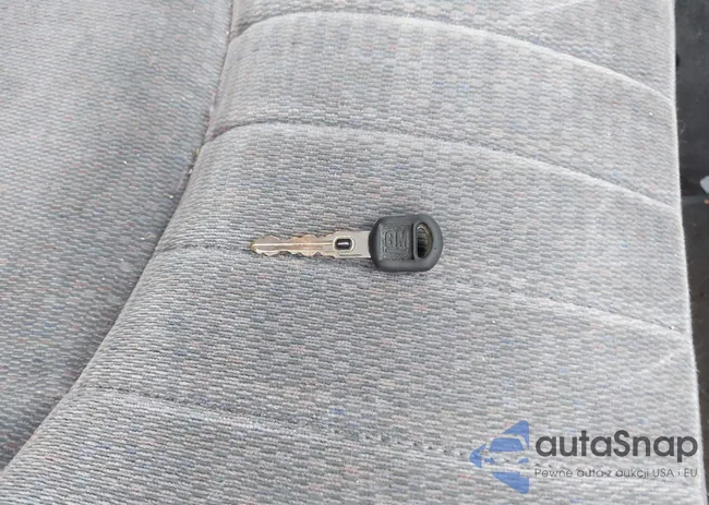 2G4WS52JX31172807: 44105899