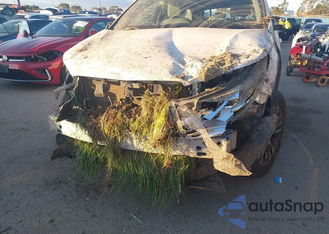 5TDZARFH1JS036851: 44106112