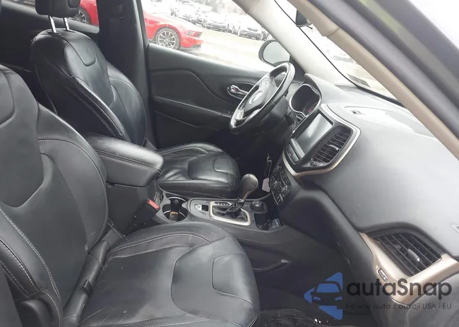 1C4PJMCB9FW640875: 44106134