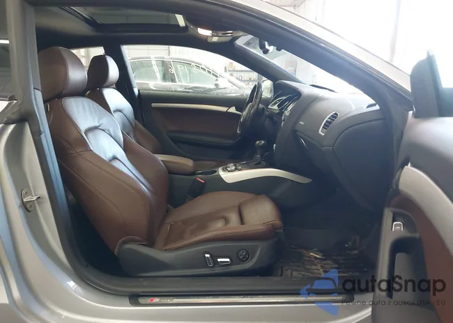 WAUMFAFR3FA051648: 44105196