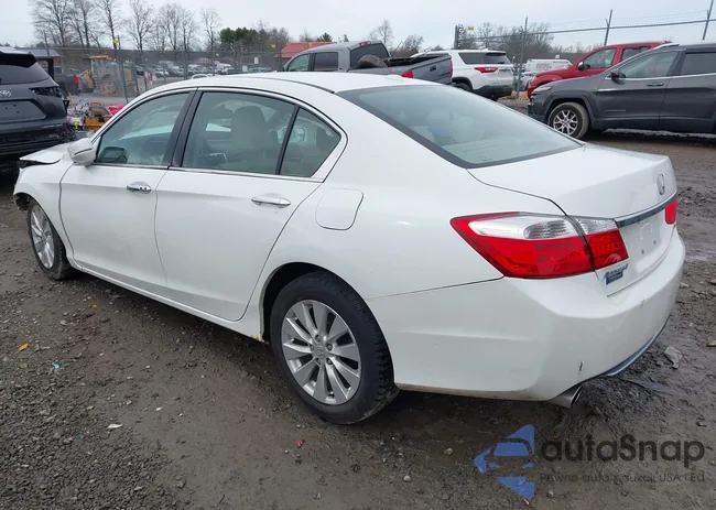 1HGCR3F85DA010414: 44105258