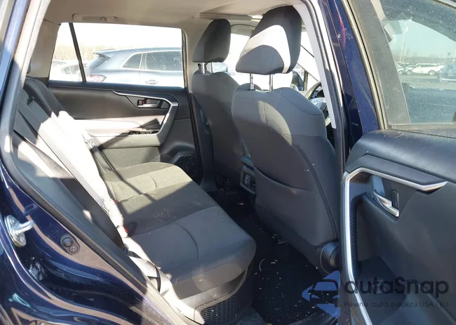 4T3RWRFV8MU021631: 44105271