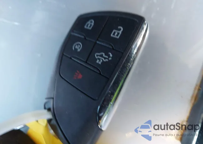 3GTUUGED3RG103898: 44105325