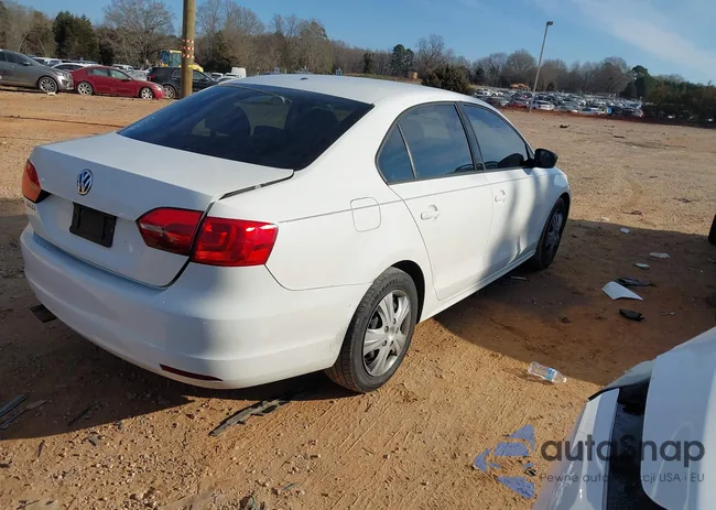 3VW2K7AJ8CM349215: 44105331