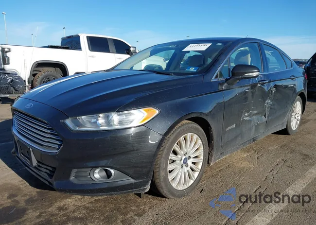 3FA6P0LU9FR172871: 44105504