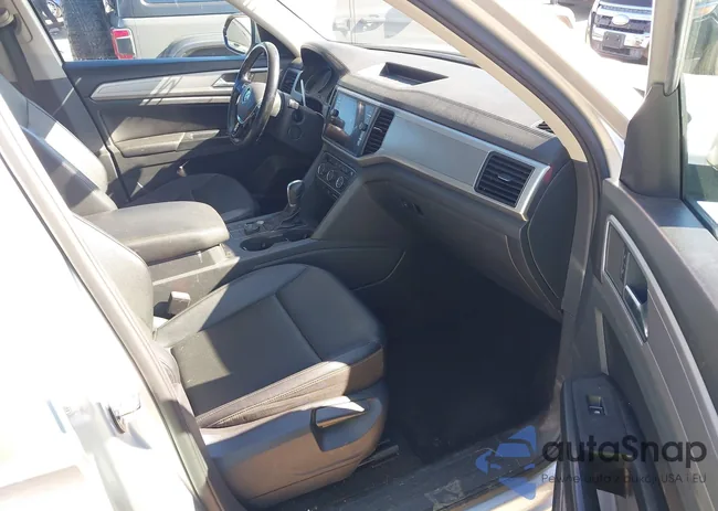 1V2KR2CAXJC574697: 44106600