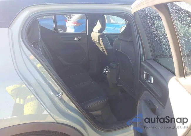 YV4ED3UL2P2106509: 44106664