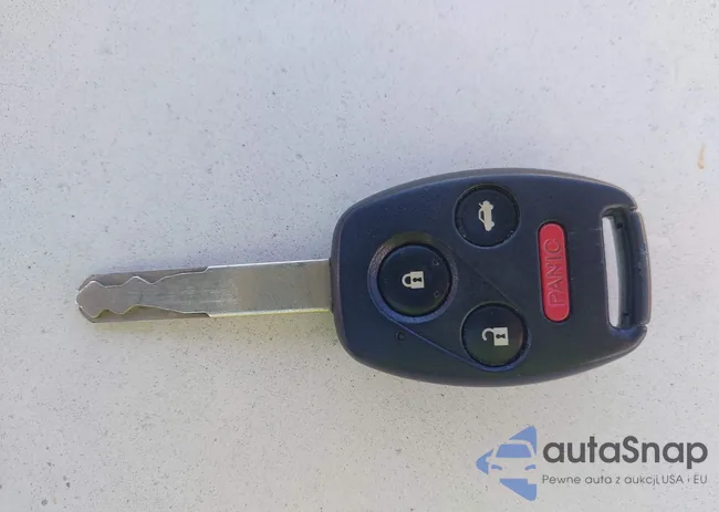 1HGCP2F35BA124494: 44106778