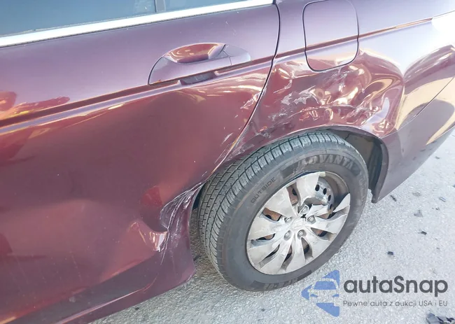 1HGCP2F35BA124494: 44106778