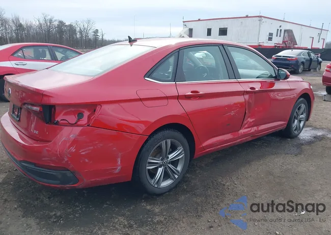 3VW7M7BU7RM035637: 44106781