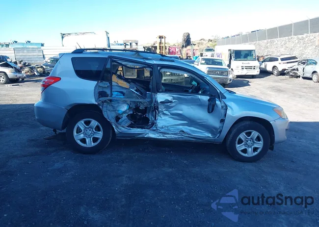 JTMZF4DVXC5048616: 44106802