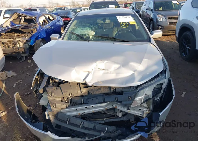 3FAHP0JG2AR164982: 44106822