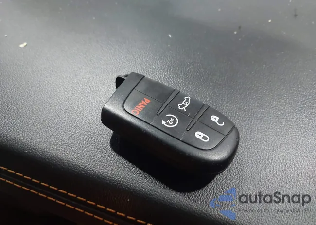 2C3CDXGJ0PH628675: 44106844