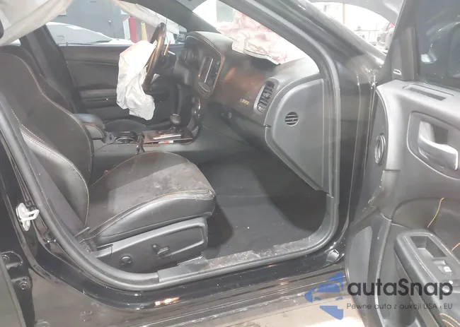 2C3CDXGJ0PH628675: 44106844