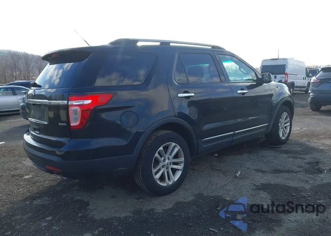 1FMHK8D80CGA18789: 44106856