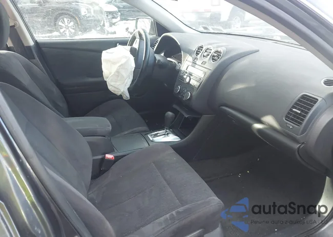 1N4AL2AP2BN451381: 44106910