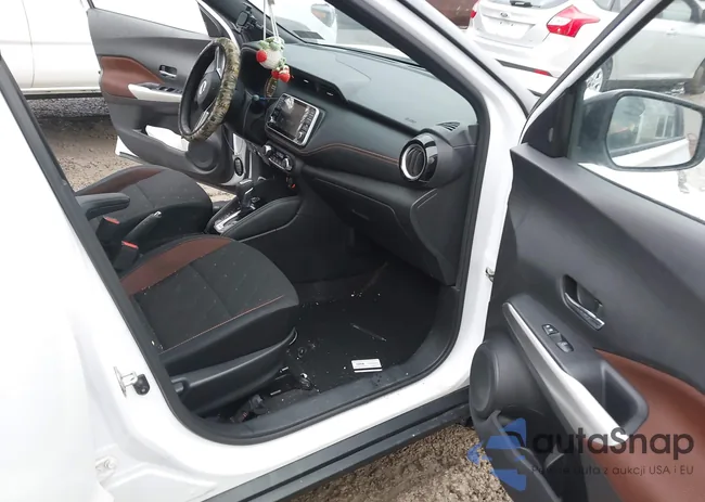 3N1CP5DV6LL533850: 44106913