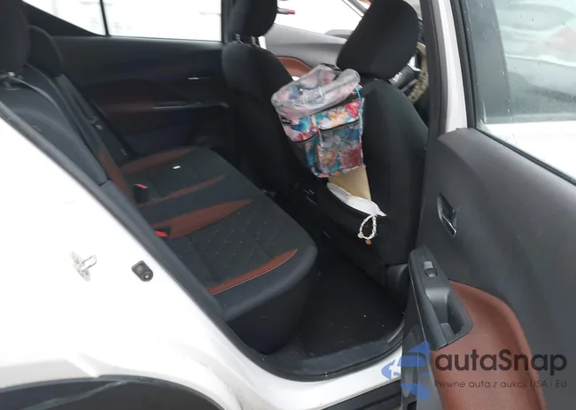 3N1CP5DV6LL533850: 44106913