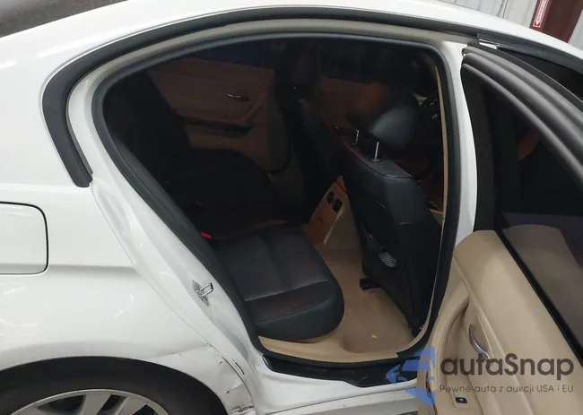 WBAVB13556KX50503: 44106932