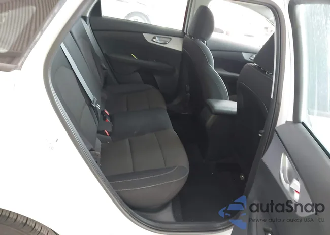 3KPF24AD8RE781755: 44106967