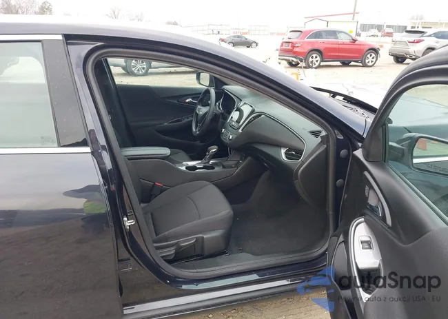 1G1ZD5ST9PF161043: 44106995