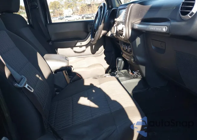 1C4BJWEG3CL105035: 44107008