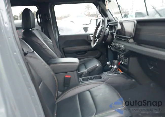 1C4RJXP68RW170950: 44107031