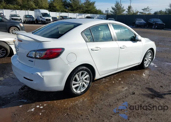 JM1BL1V82C1543949: 44107074