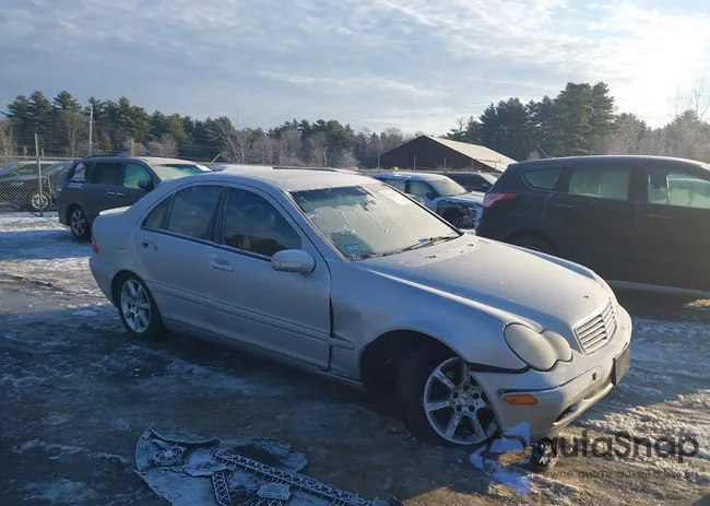 WDBRF61J61F080966: 44106256