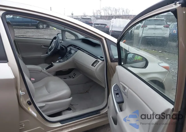 JTDKN3DU0A1246745: 44106308