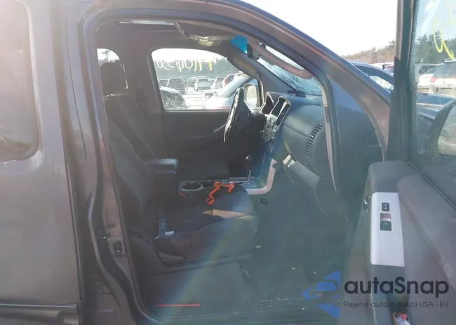 5N1BR18B28C617660: 44106350