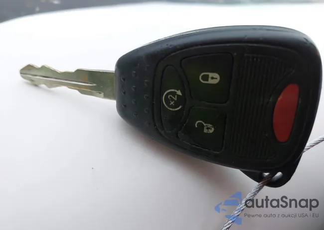 1C4NJRFB3ED885763: 44107671