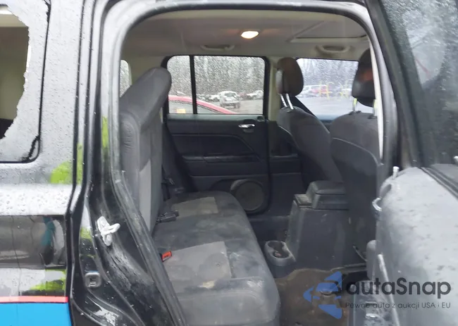 1C4NJRFB3ED885763: 44107671