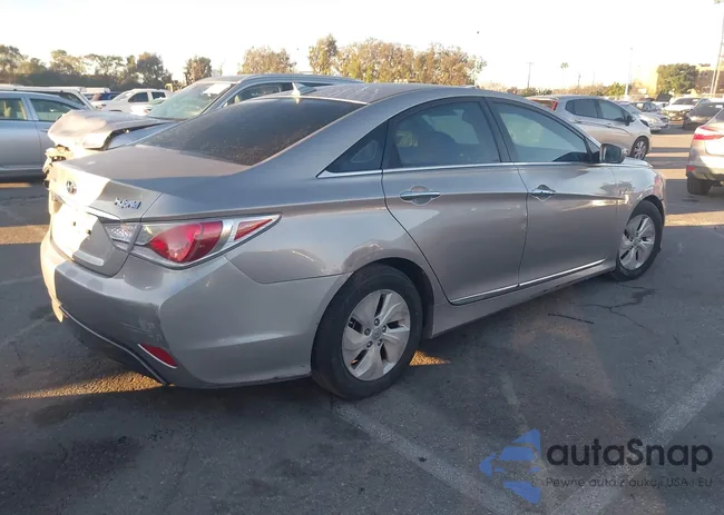 KMHEC4A49DA099516: 44107744