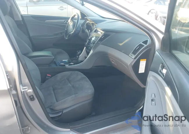 KMHEC4A49DA099516: 44107744