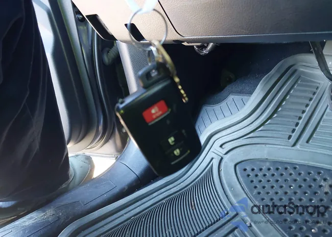 3TYSZ5AN8PT106200: 44107786