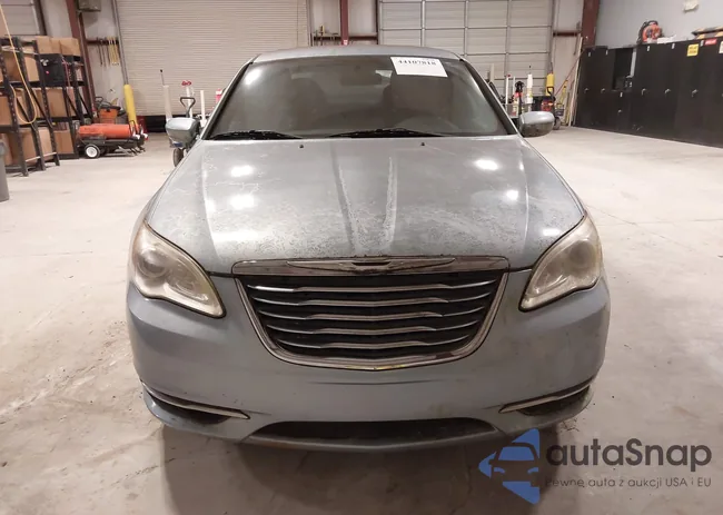 1C3CCBAB5DN704532: 44107818